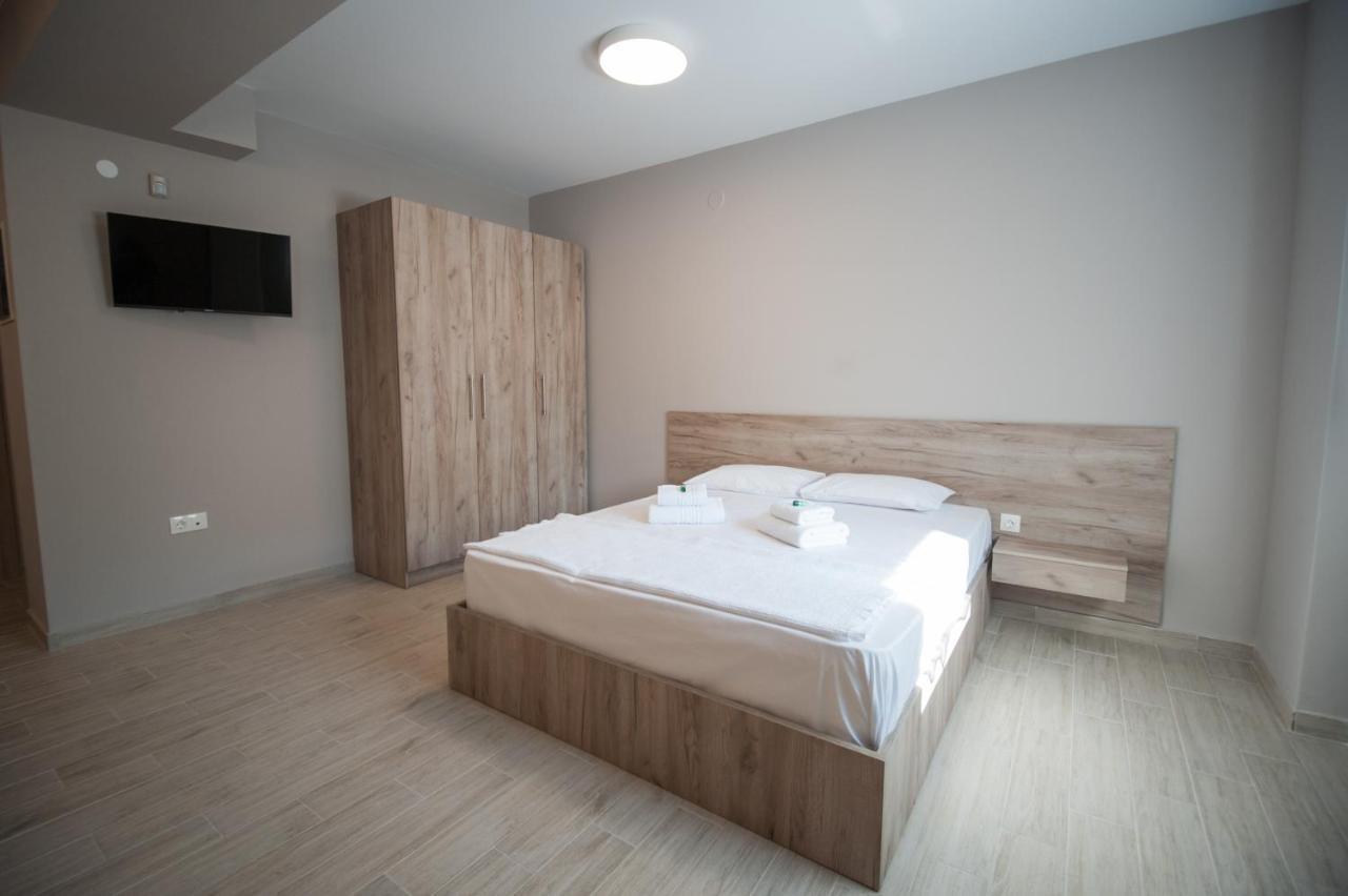 Niki'S Apartments Peraía 外观 照片
