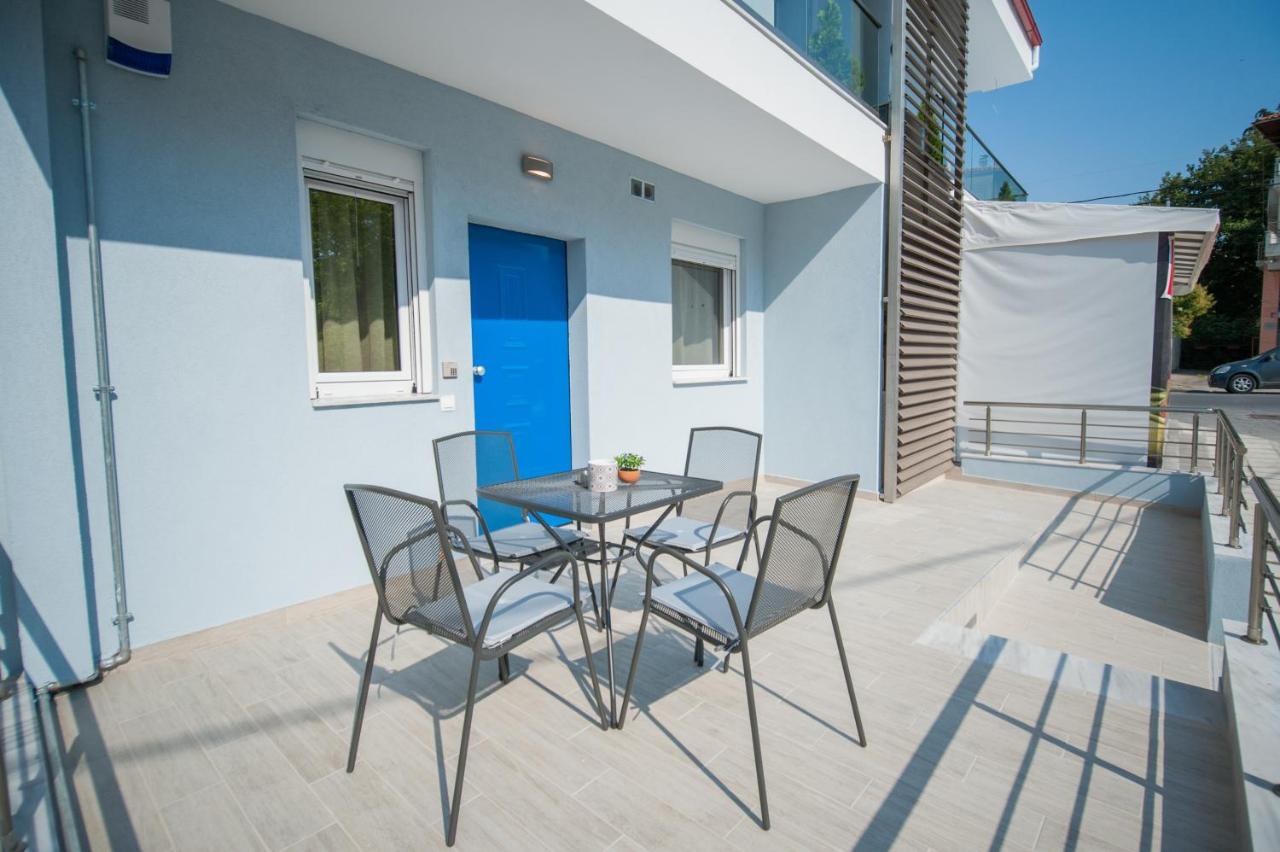 Niki'S Apartments Peraía 外观 照片