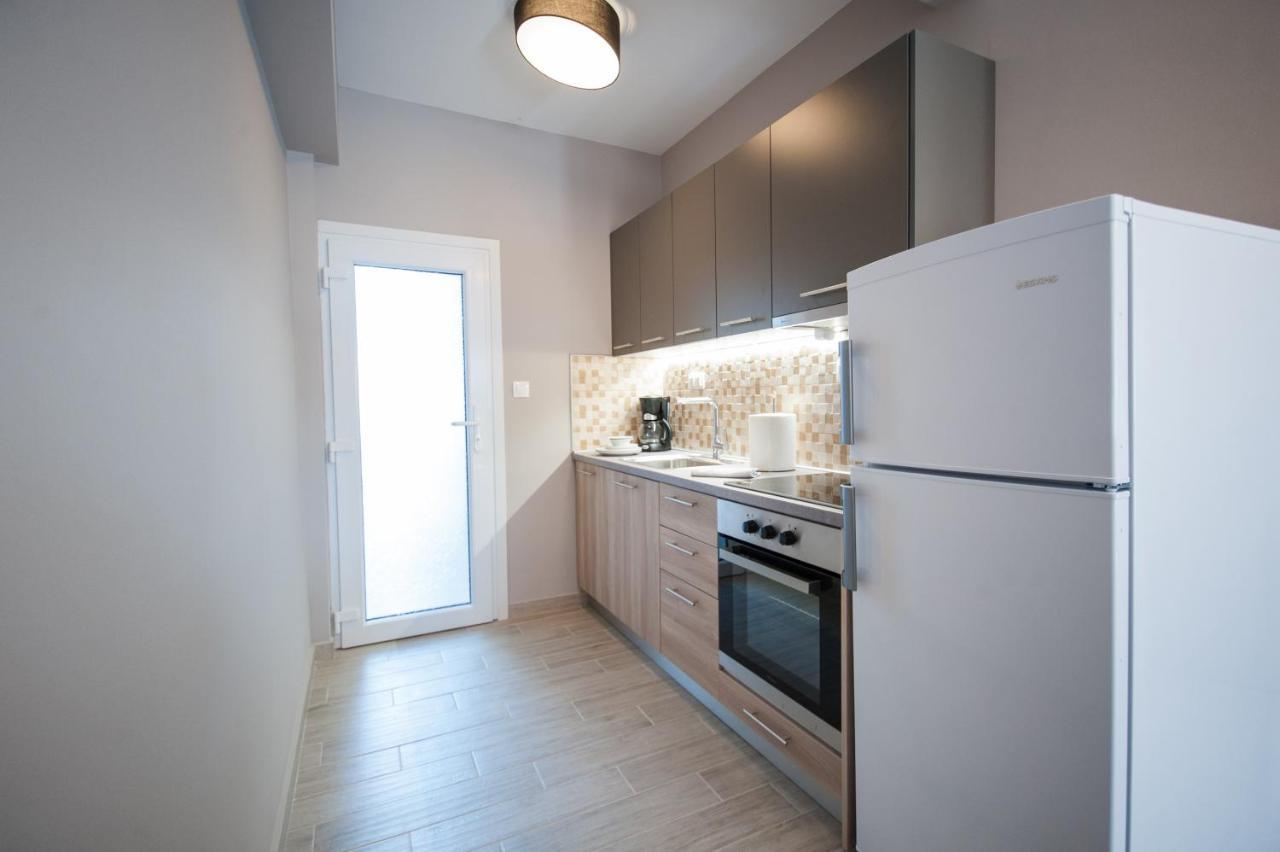 Niki'S Apartments Peraía 外观 照片