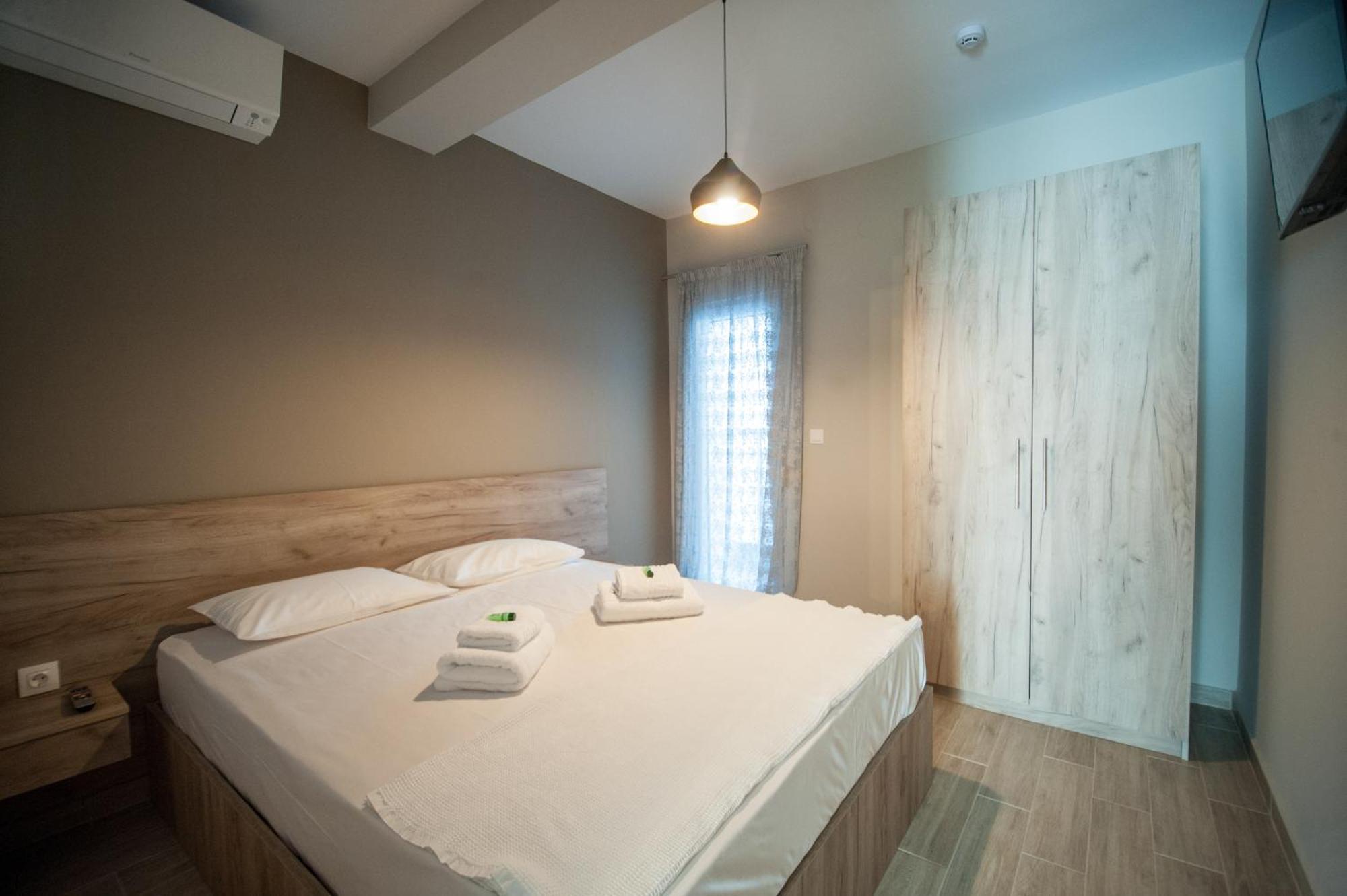 Niki'S Apartments Peraía 客房 照片
